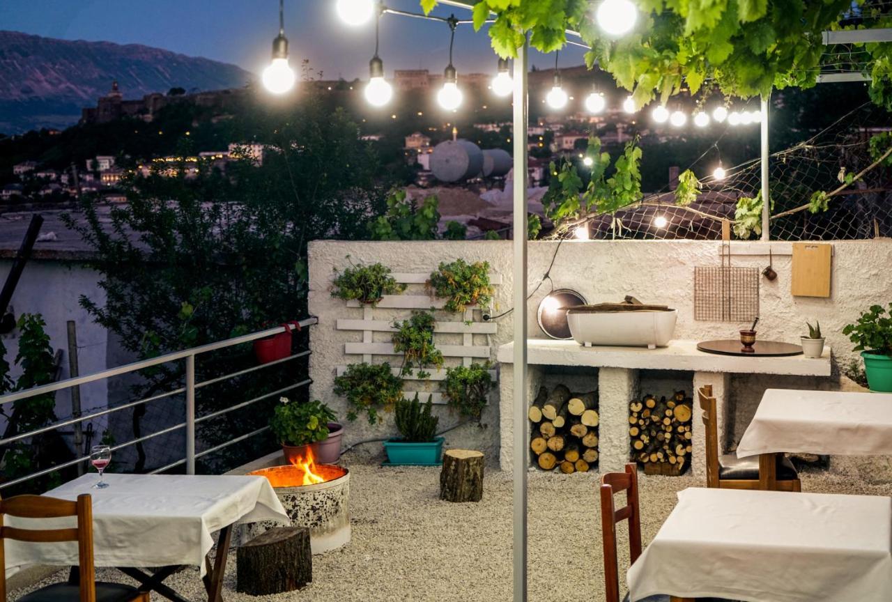 Patio Rooms Gjirokastër Buitenkant foto
