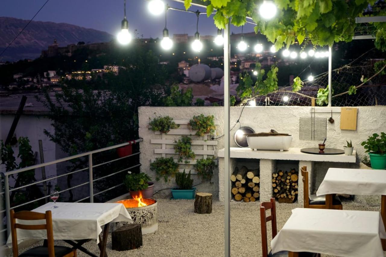 Patio Rooms Gjirokastër Buitenkant foto